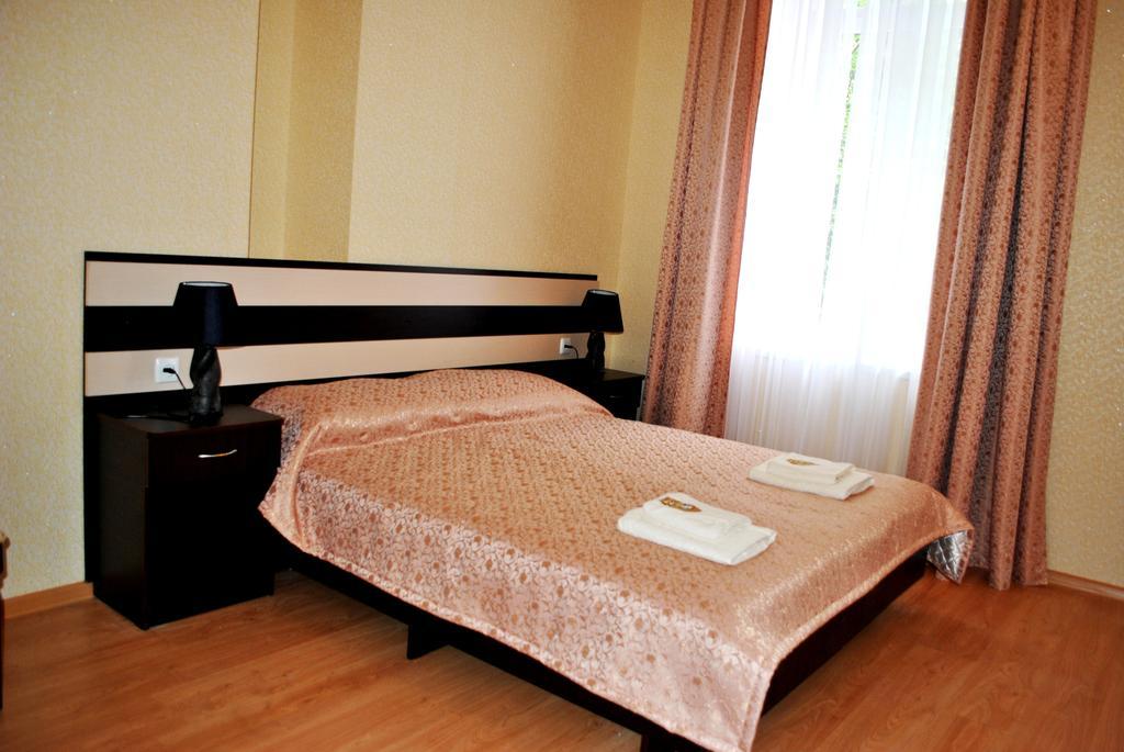 Elegia Hotel Kharkov Luaran gambar