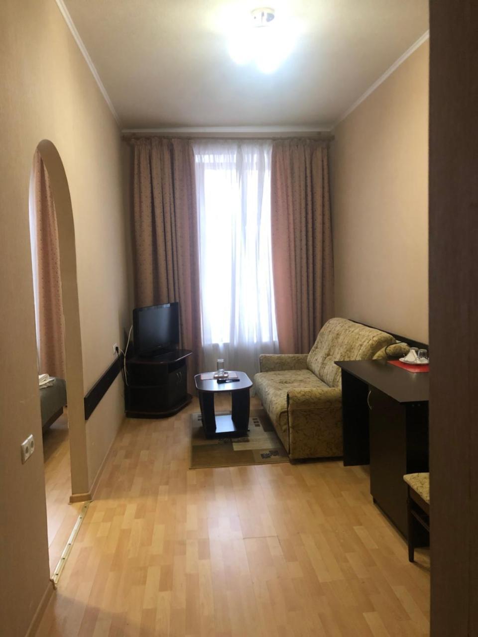 Elegia Hotel Kharkov Luaran gambar